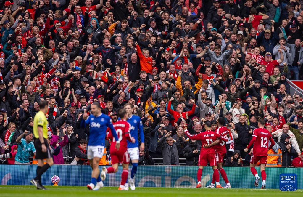 BURTON团队新赛季多点开花，苏翊鸣连夺FIS大跳台两站冠军