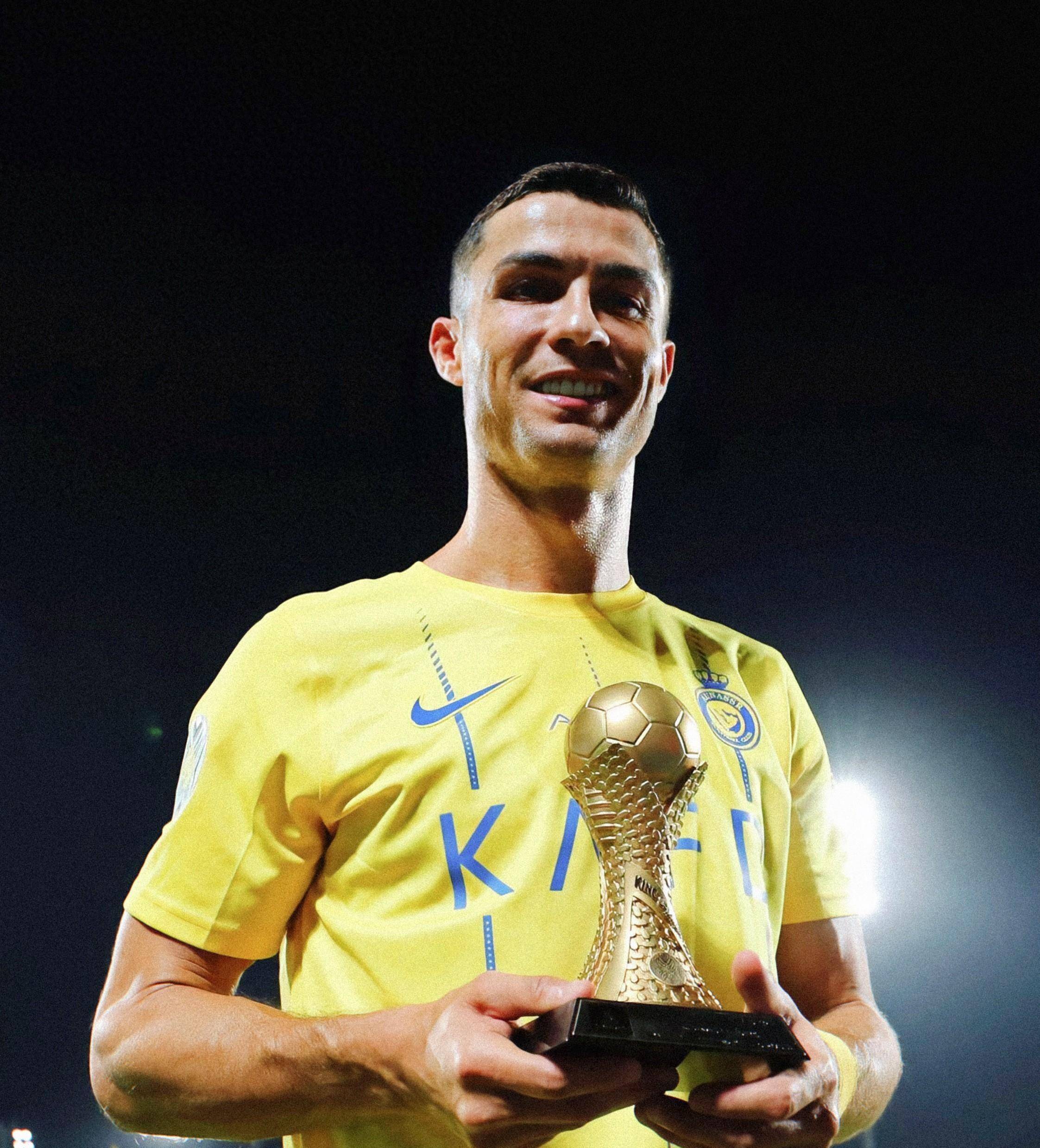 康宁汉姆在活塞12连胜期间，场均贡献30+10+5