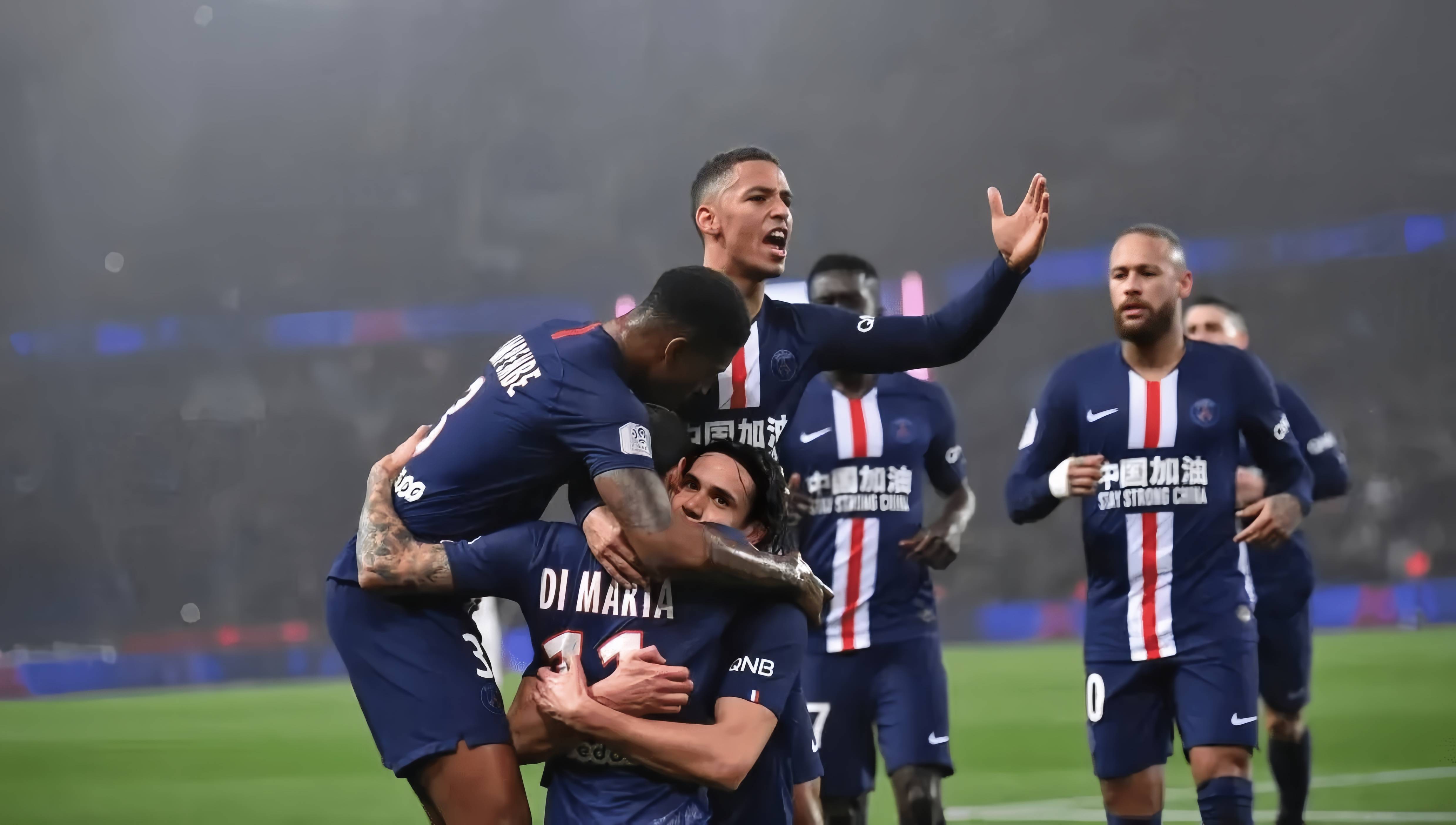 中场一脚直塞把后防撕开了