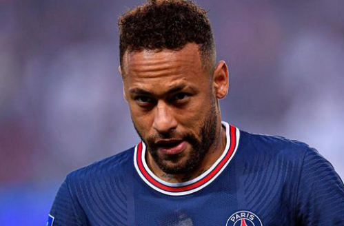 跟队：邓弗里斯很可能缺席米兰德比，奥古斯托做好顶替准备